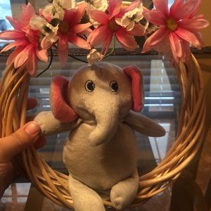 Meet your Posher, Elizabeth